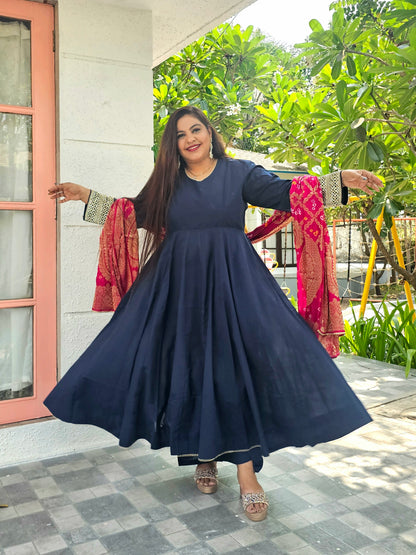 Ruhani Navy Blue Solid Anarkali With Contrast Pink Gharchola Dupatta