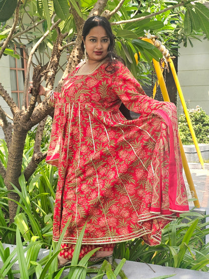 Suhani Bright Red Floral Cotton Anarkali