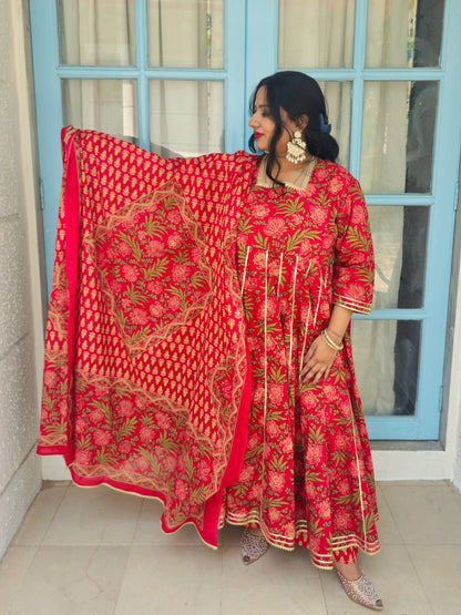 Suhani Bright Red Floral Cotton Anarkali