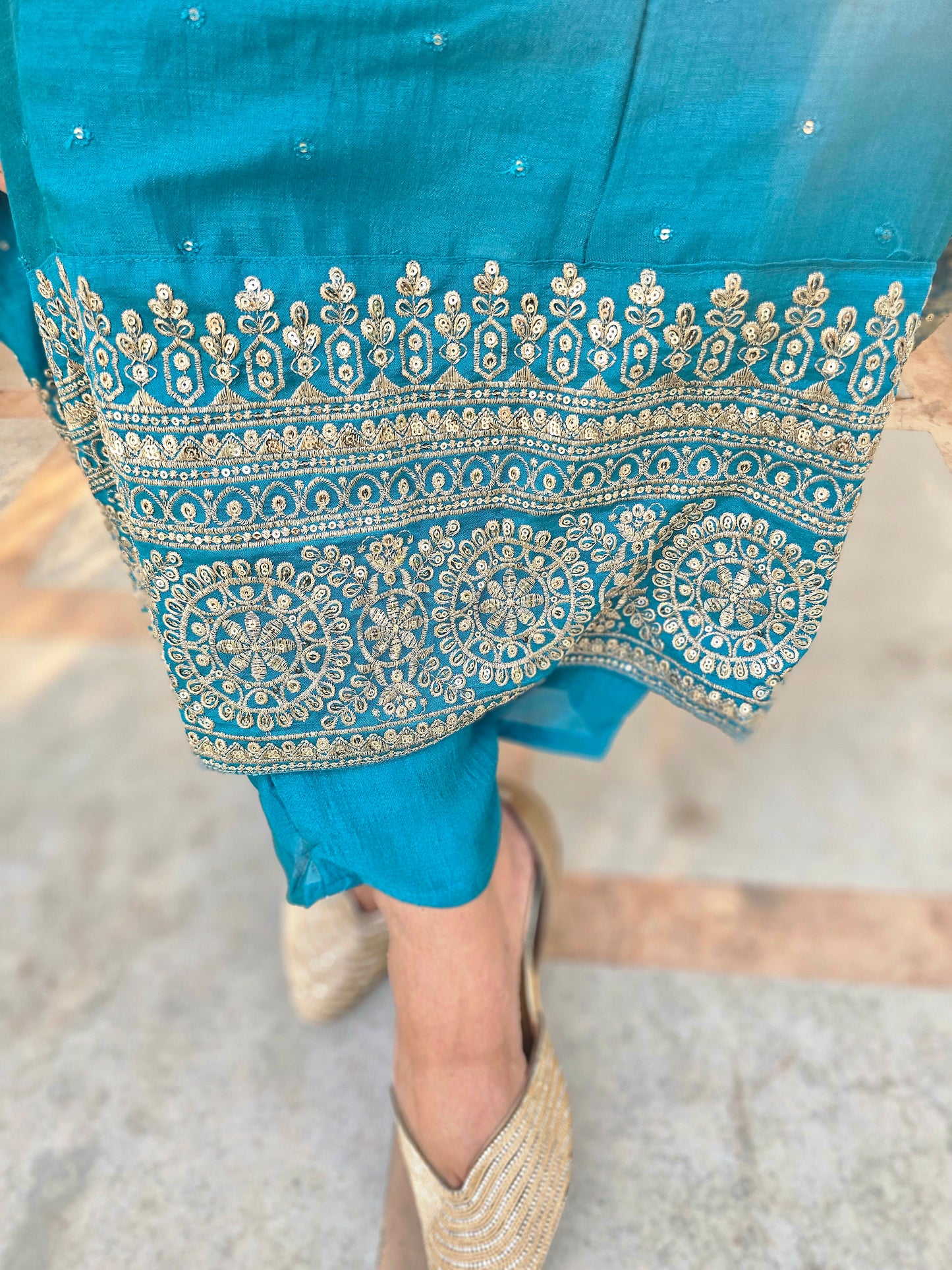 Noor Firozi Solid Vichitra Silk Anarkali