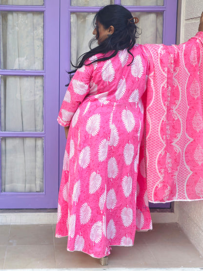 Sukoon Baby Pink Floral Cotton Anarkali