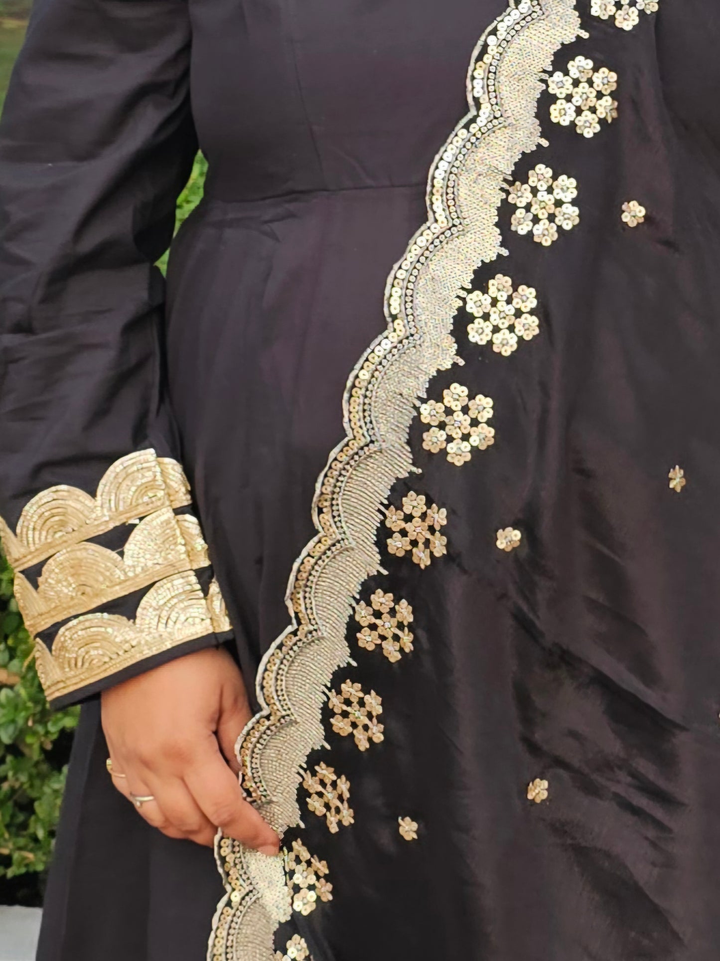 Ruhani Black Solid Cotton Anarkali