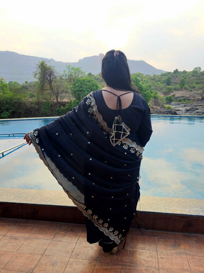 Ruhani Black Solid Cotton Anarkali