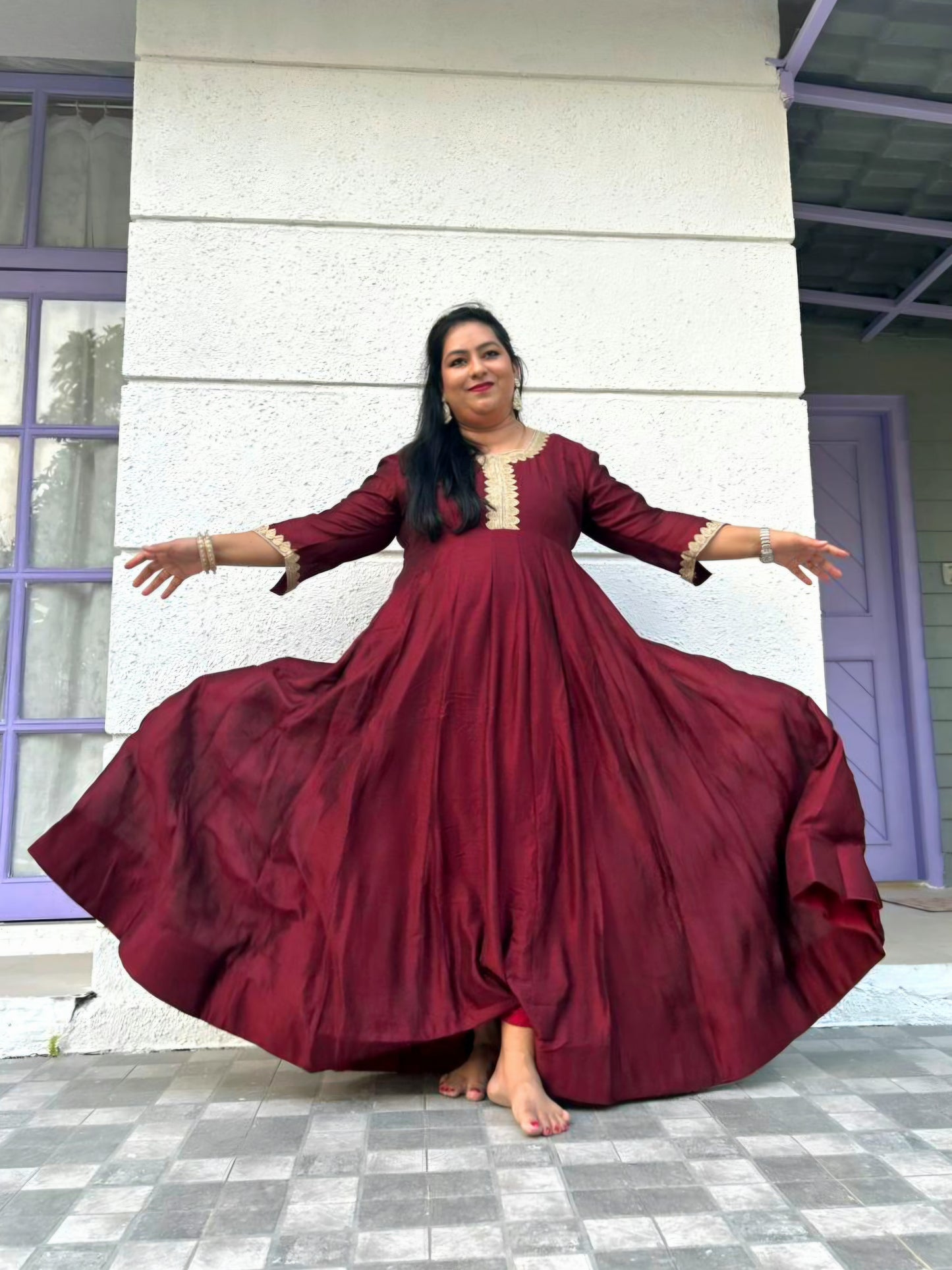 Suhani Maroon Silk Blend Anarkali