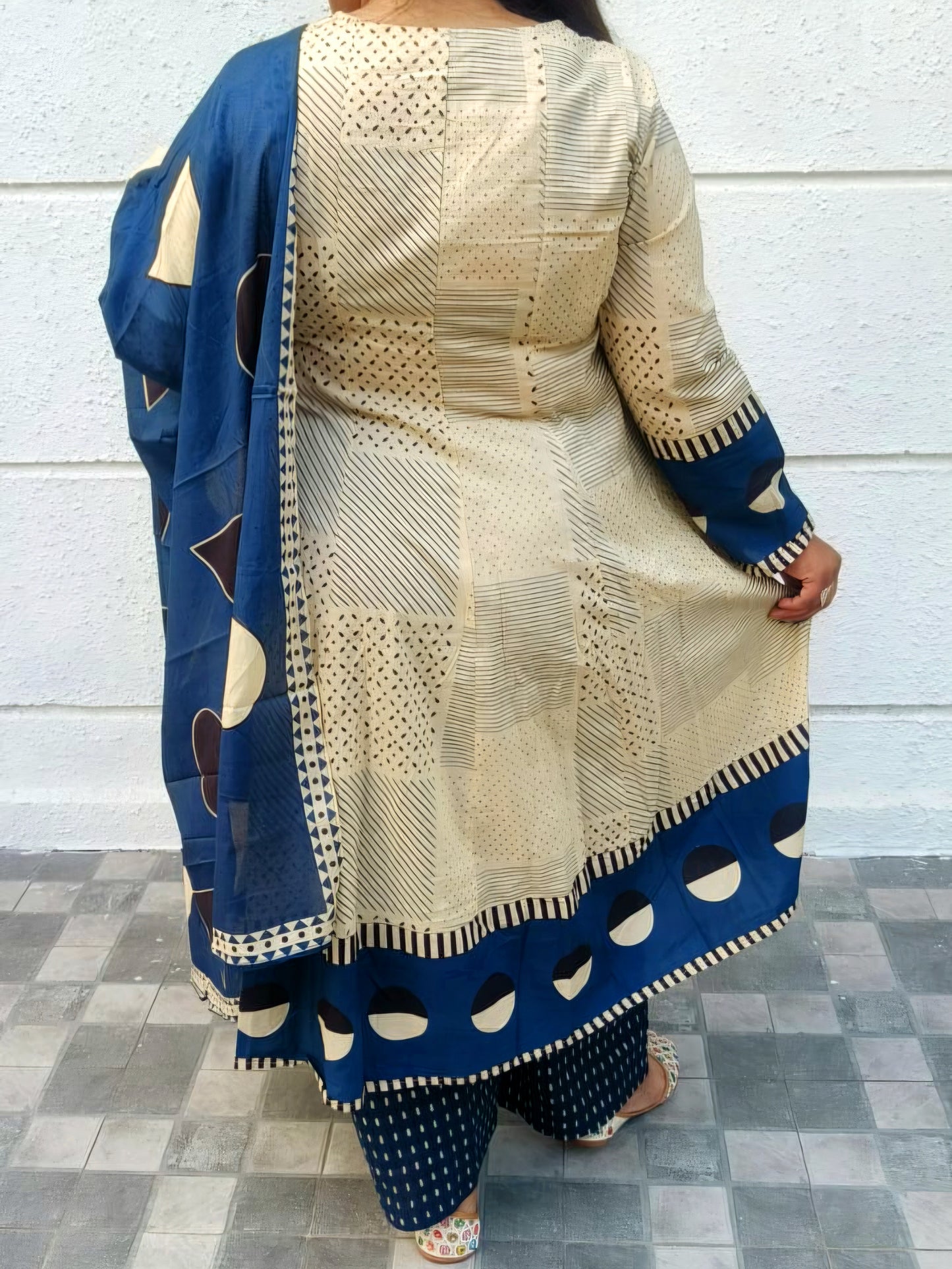 Sukoon Beige And Teal Blue Cotton Anarkali