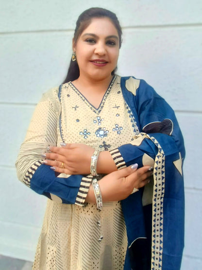 Sukoon Beige And Teal Blue Cotton Anarkali