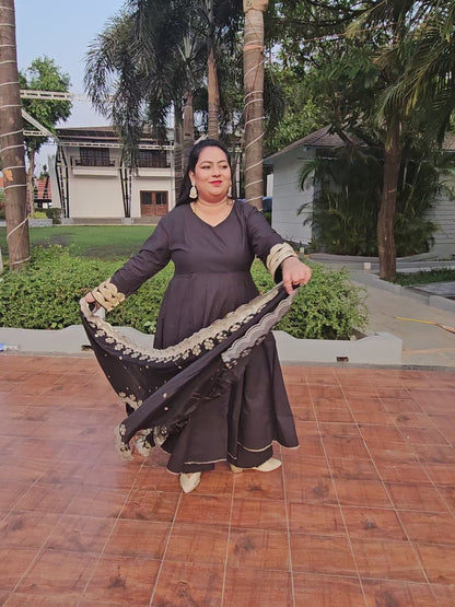 Ruhani Black Solid Cotton Anarkali